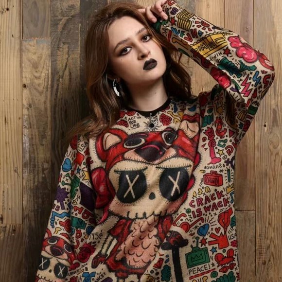 Womens Pullover Sweater Small Beige Red Stretch Crew Neck Print Bear Dolls Relax - Picture 3 of 16